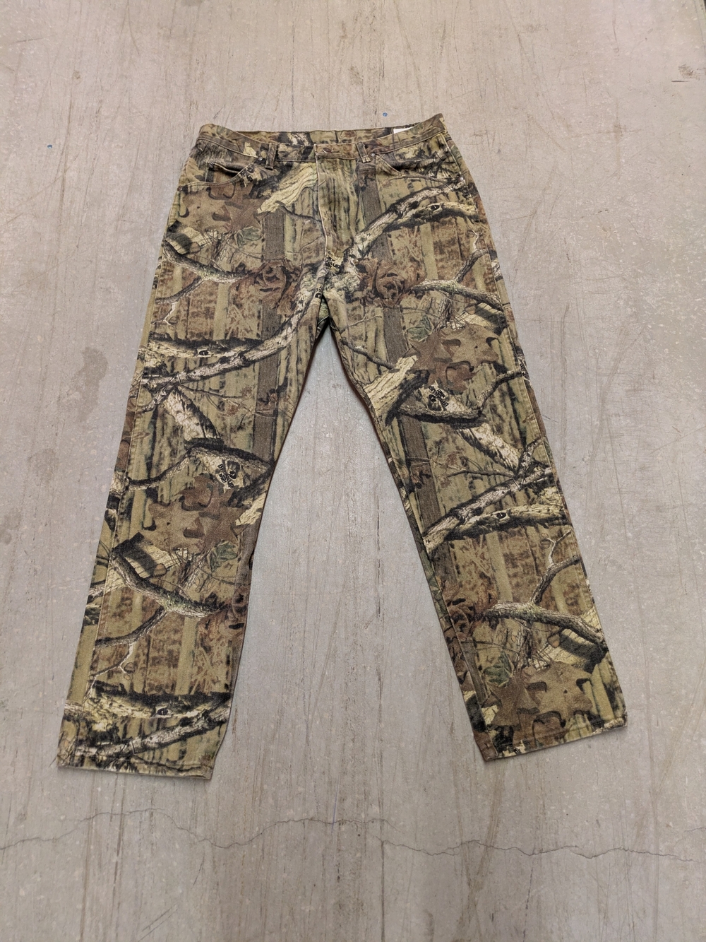 Wrangler Men's Brown Tan Camo Cargo Pants
